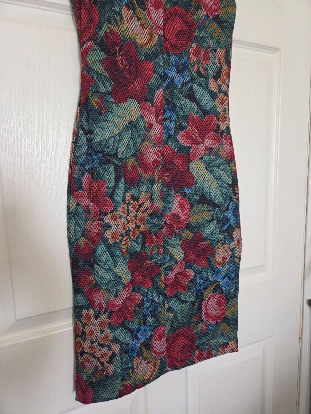 Phase 8 Sleeveless Floral Midi Floral Dress - Picture 8 of 16